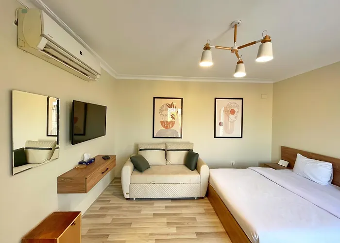 Settle Inn Sodic Eastown Studio